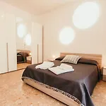 La Casa Del Cuore - Lakeside Leisure & Business Daire