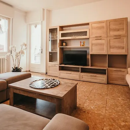 La Casa Del Cuore - Lakeside Leisure & Business Apartment Baveno