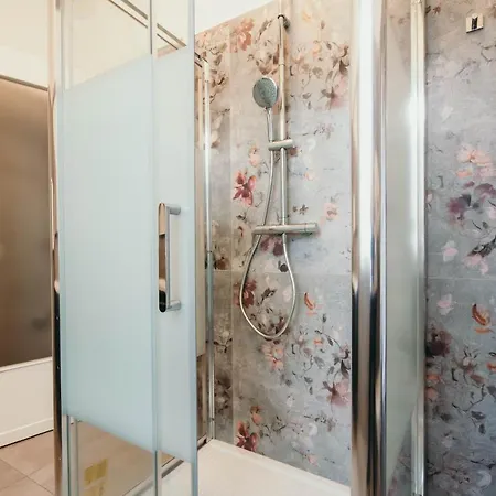 Apartamento La Casa Del Cuore - Lakeside Leisure & Business