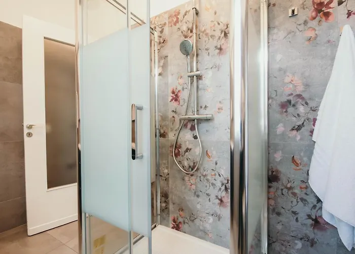 Apartament La Casa Del Cuore - Lakeside Leisure & Business