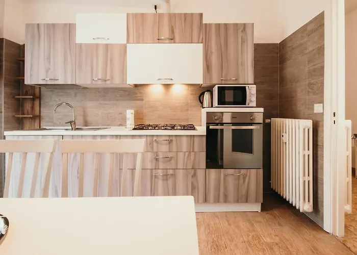 La Casa Del Cuore - Lakeside Leisure & Business Apartament *